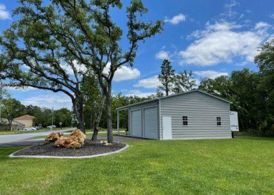 28X40X12 (28X25 Enclosed/ 28X15 Over Hang) (2) 10X10 Doors